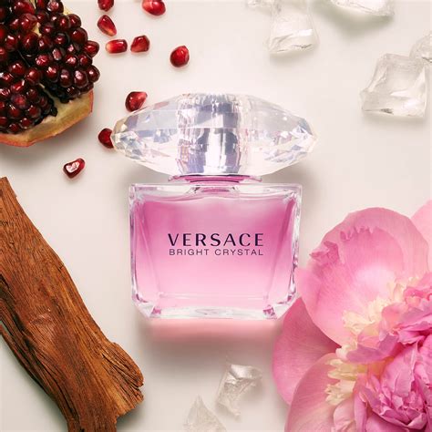 น ำหอม versace bright crystal|Versace Crystal perfume.